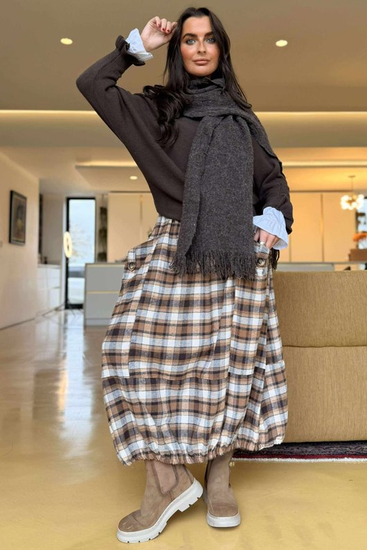 Bute Textured Weave Stretch Scarf Chocolate /50=